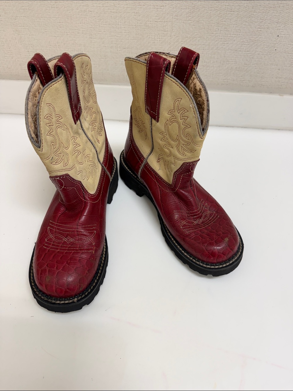 Gabby Ariat Red and Cream Western Cowboy Boots - Textured Leather
